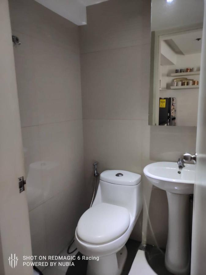 Fort Victoria Condominium Tower C Тагуиг Екстериор снимка